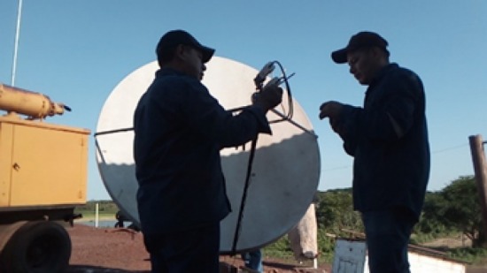 Internet satelital Puerto Busch y radio comunicación